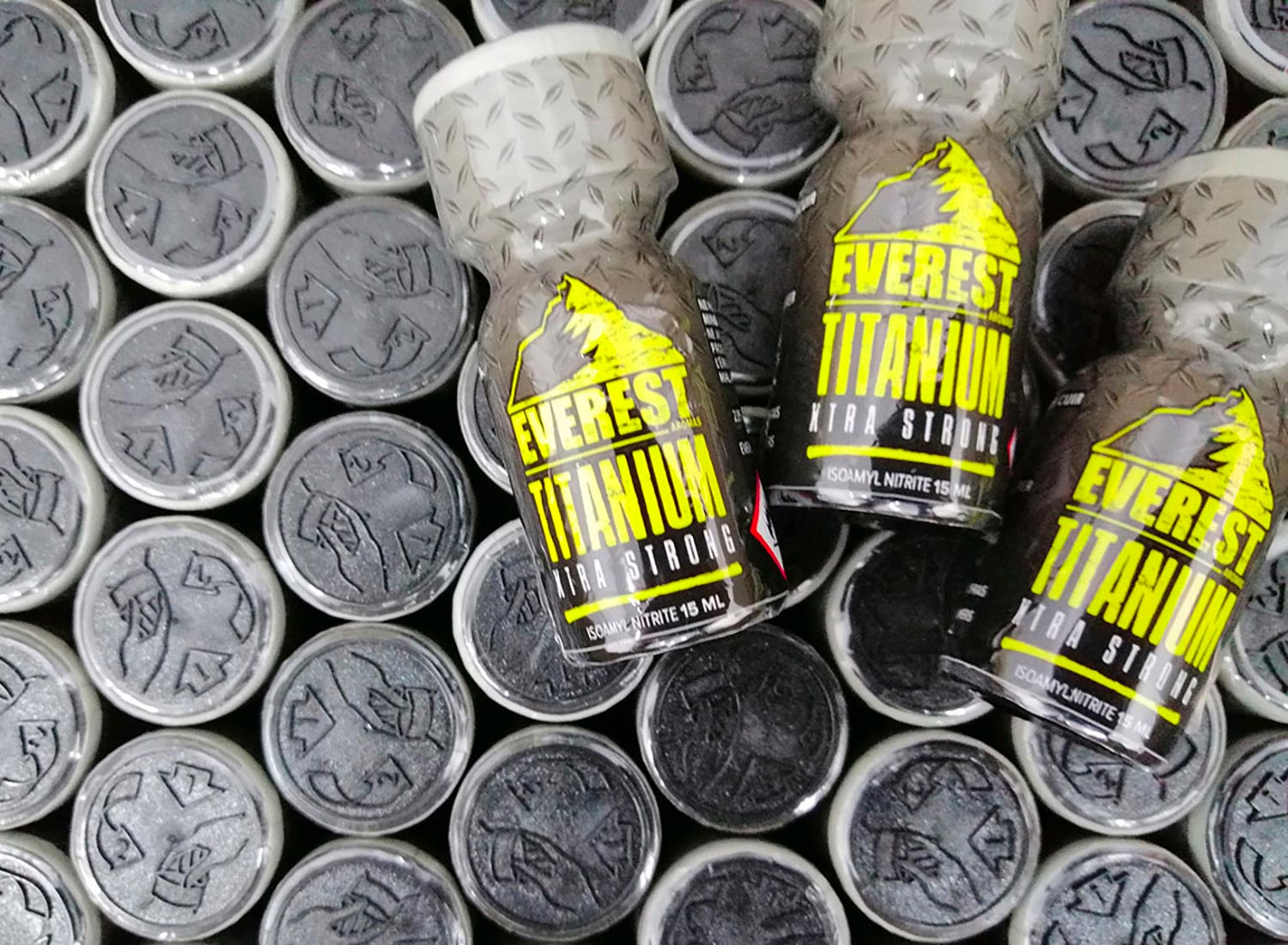 You are currently viewing Poppers: what you need to know about them
